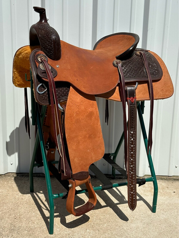 Robert Teskey Elite Cow Horse Saddle with a 17- inch Rough Out Seat &amp; PR
