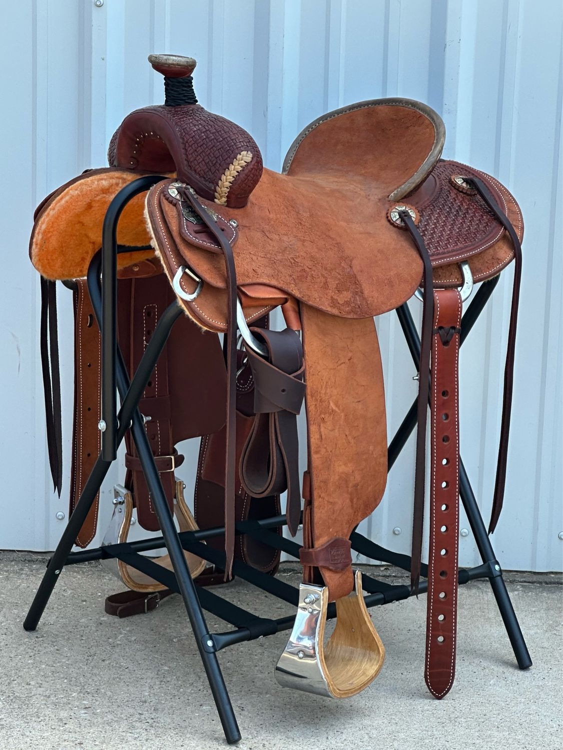 Robert Teskey Ranch Roping Saddle with a 15- inch Seat