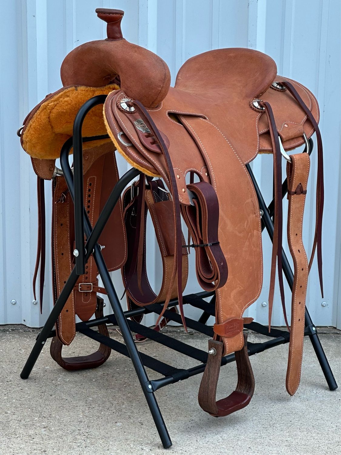 Robert Teskey Strip Down Roping Saddle with a 15- inch Seat