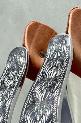 Metal Stirrups