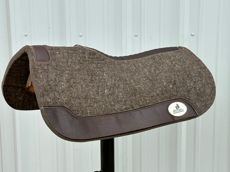 Stuart Rybak 3/4” Width Extra Plush Soft Wool Pad with Brown Contoured Leather Spine and Wear Leathers