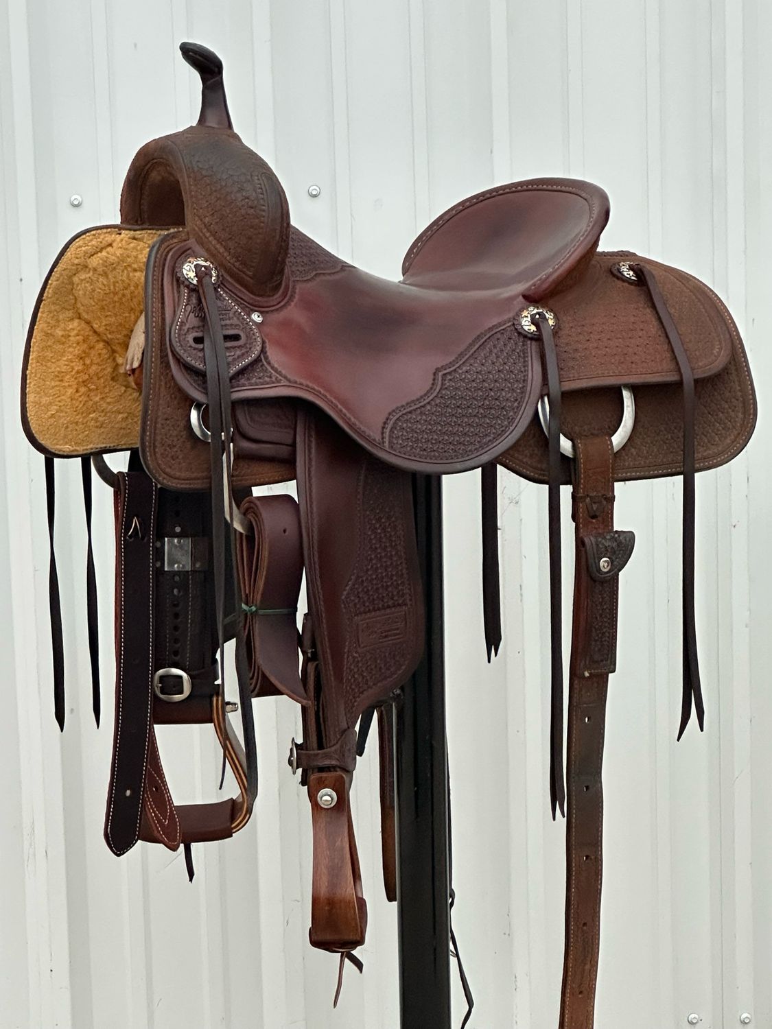 Jeff Smith Cutting Horse Saddle with a 16” Slick Out Seat BW Tree