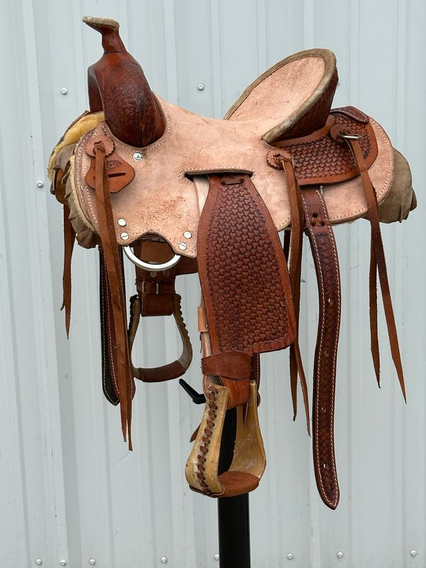 Heart O Texas Kid’s Buckaroo Saddle with a 13- inch Rough Out Seat IL WR - Tree