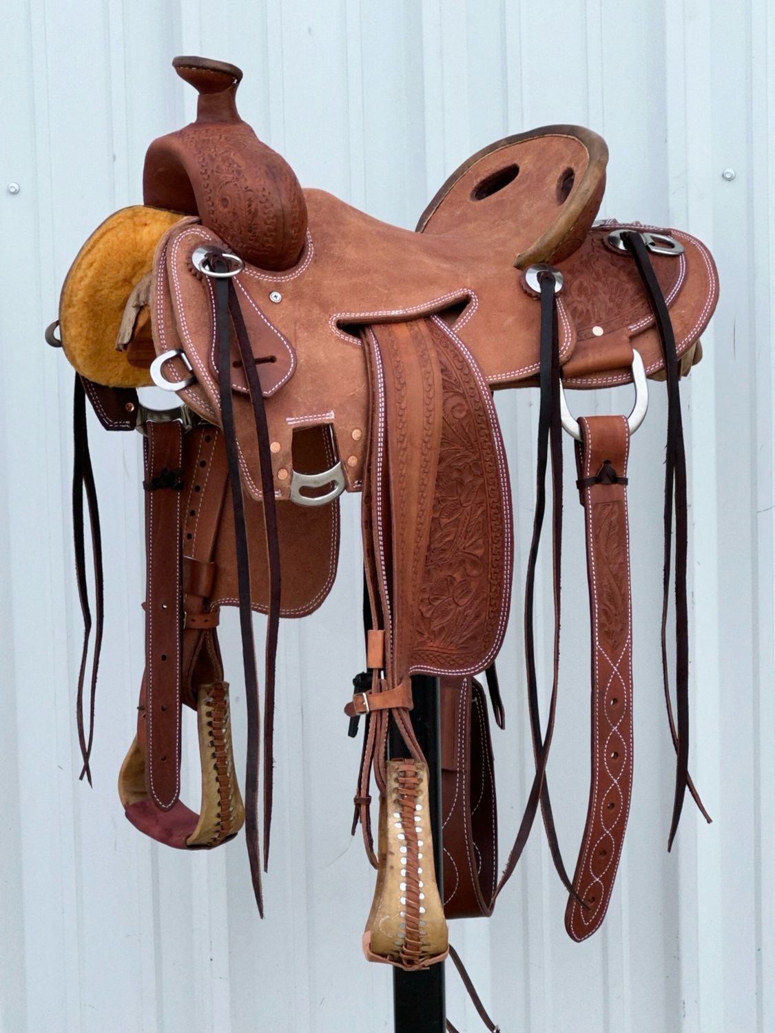 Heart O Texas Mule Saddle with a 15- inch Rough Out Seat