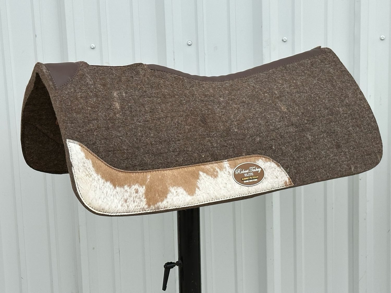Robert Teskey Elite Contoured 1- inch Thickness Merino Wool Saddle Pad with Cowhide Wear Leathers and Leather Spine in Melange Brown