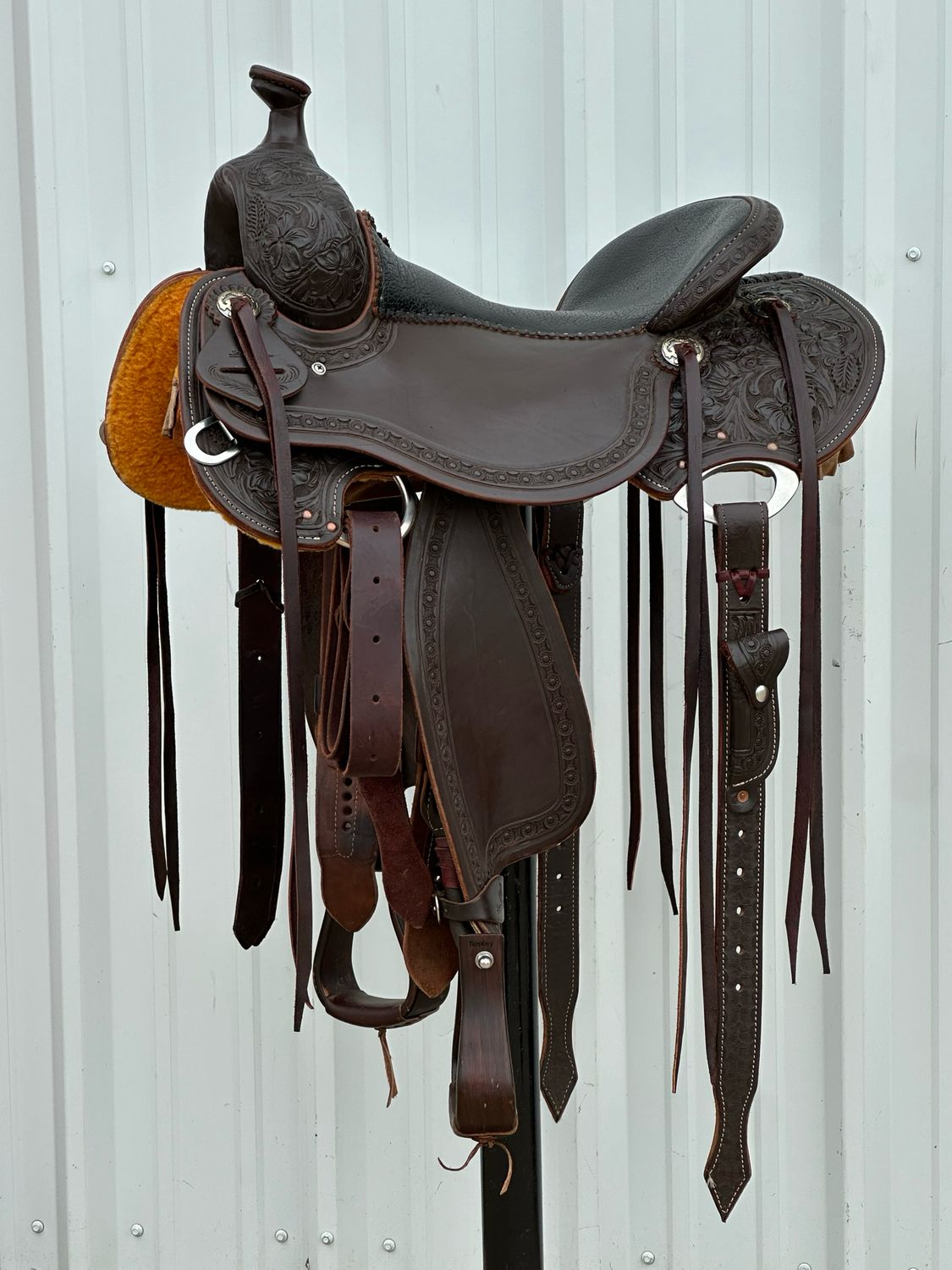 Stuart Rybak Cow Horse Saddle with a 15 3/4- inch Bison Padded Seat Floral Tooled Dark Finish