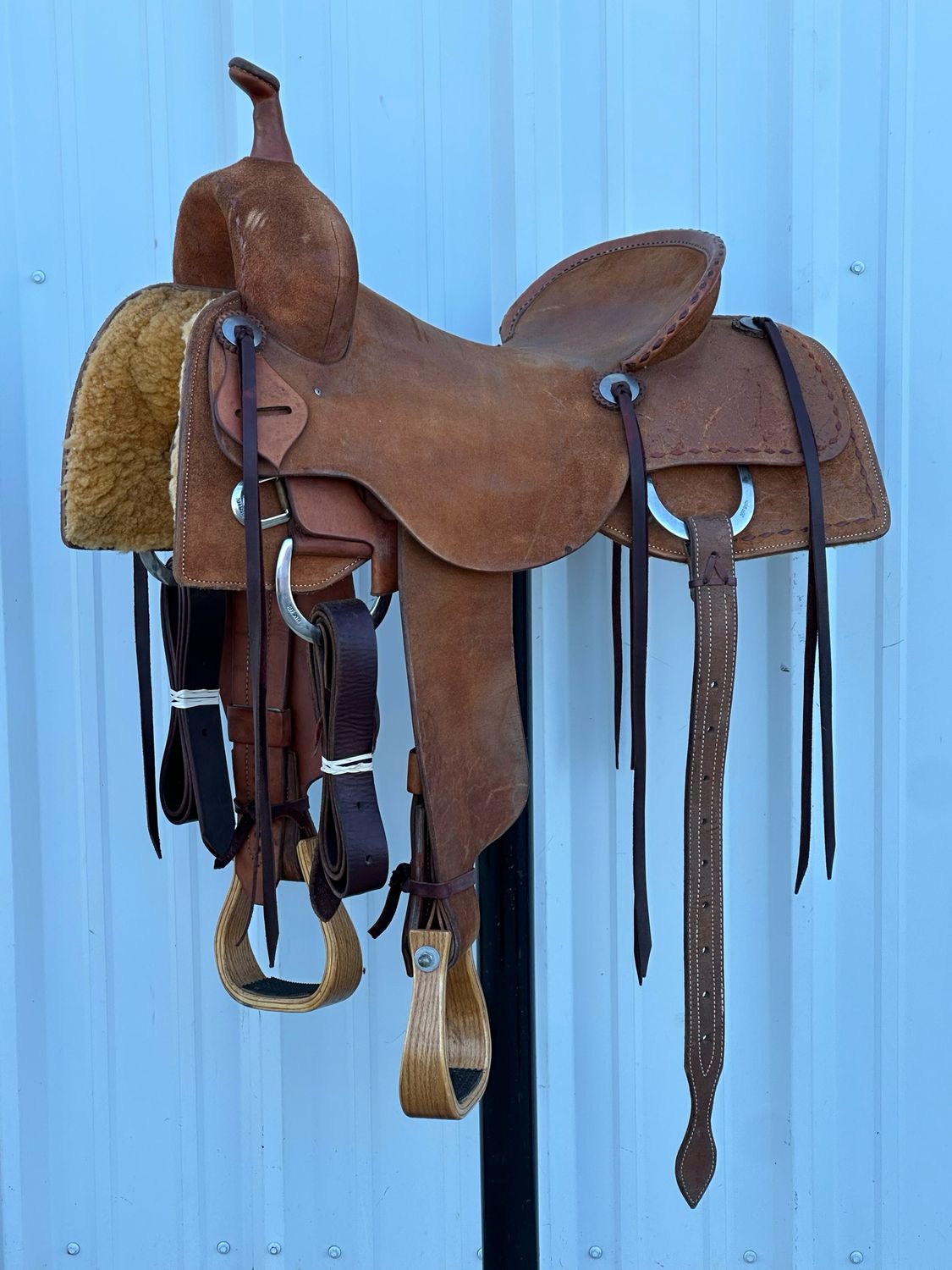 Jeff Smith Cutting Horse Saddle with a 16- inch Rough Out Seat Buck Stitch Border BW Tree