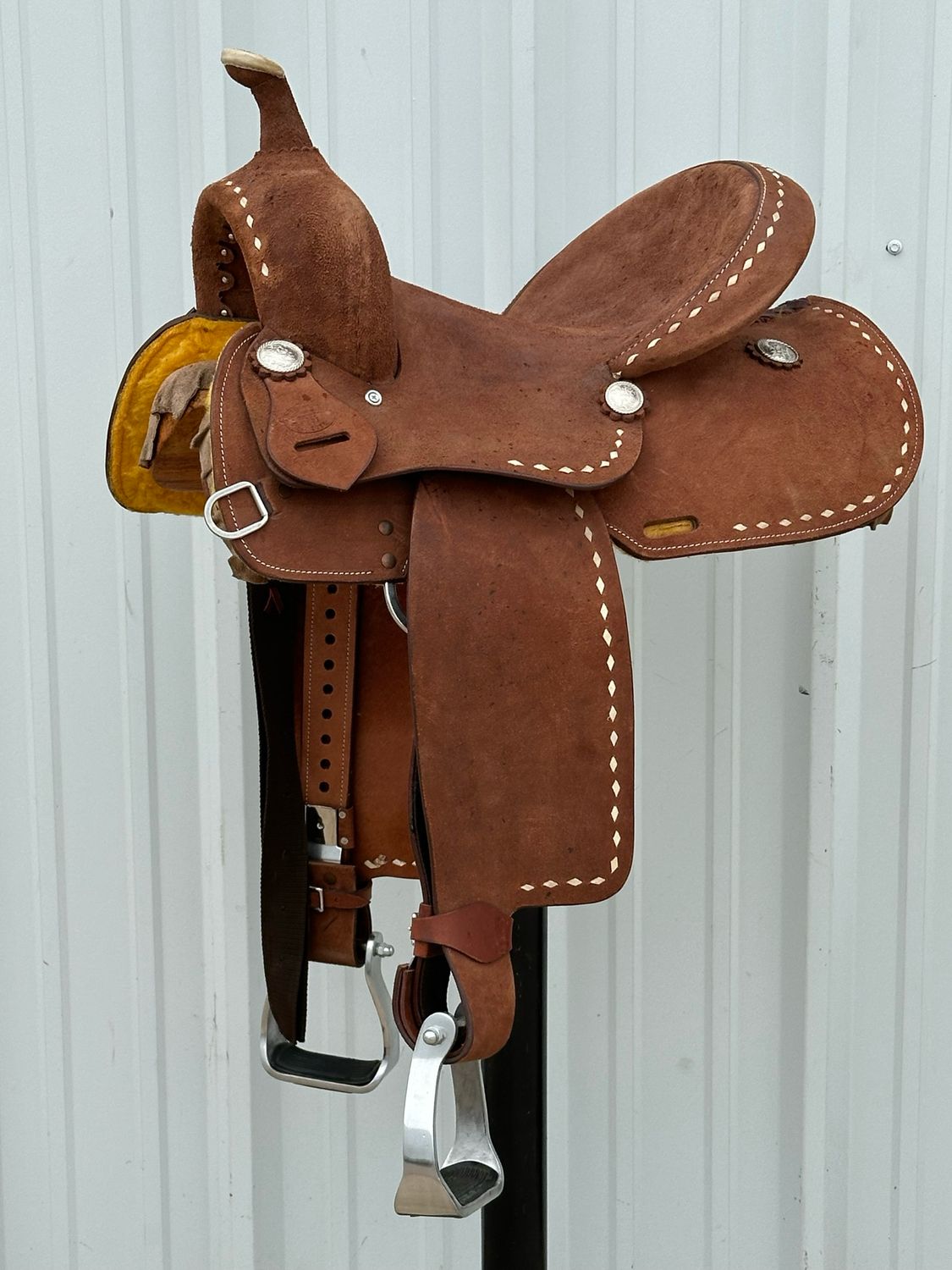 J Bar K Saddlery Barrel Racing Horse Saddle with a 14- inch Rough Out Seat Buck Stitch Border