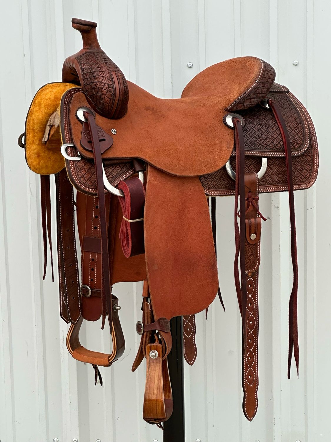 Robert Teskey Ranch Roping Saddle with a 16- inch Rough Out Seat Tooled Bamboo Interlace Medium Dark Finish