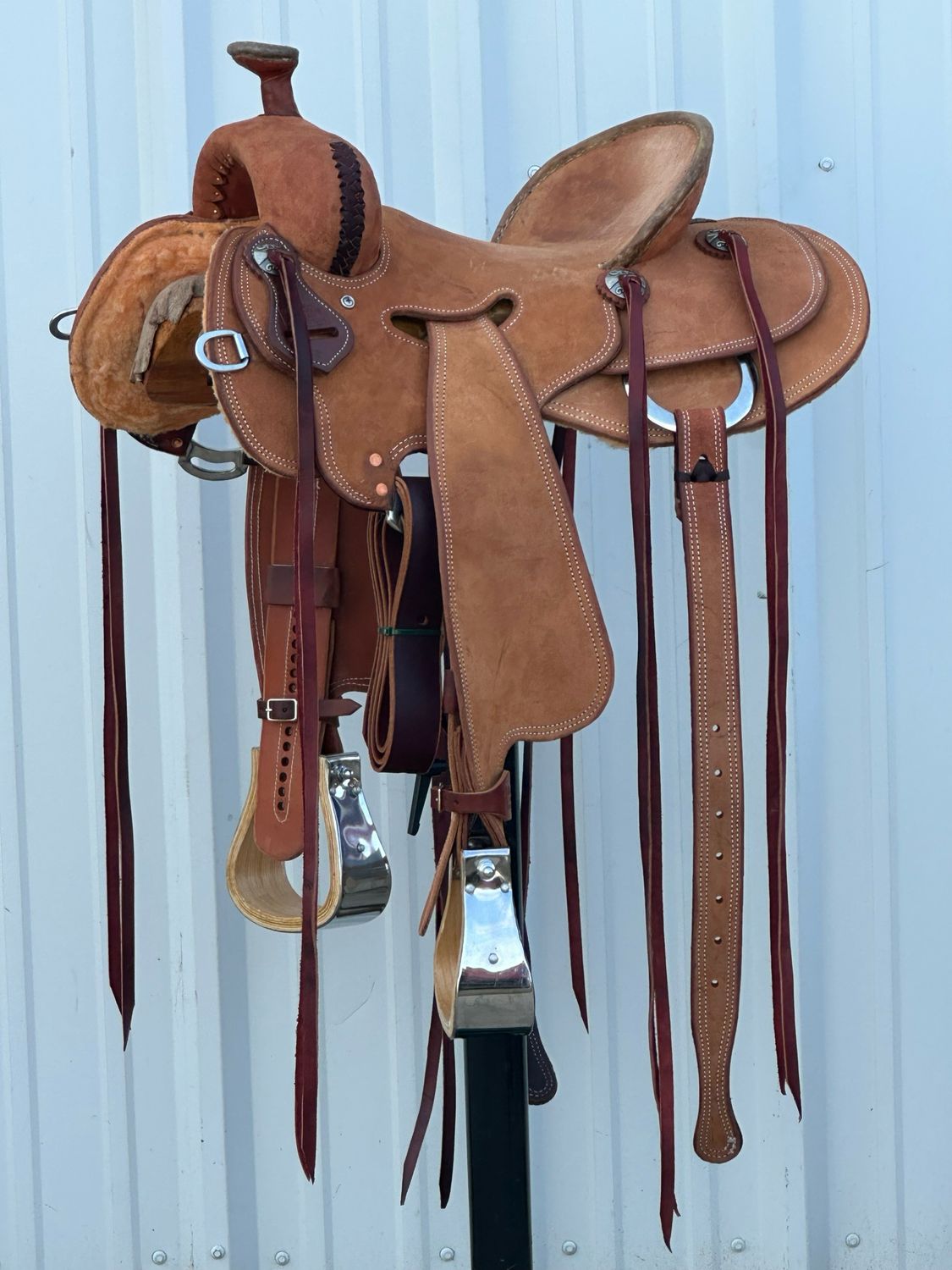 Robert Teskey Association Strip Down Seat Rig Ranch Roping Saddle with a 14- inch Rough Out Seat Double Stitch  Light Finish
