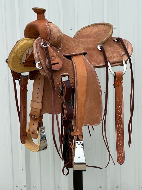 Heart O Texas Strip Down Seat Rig Ranch Roping Saddle with a 15 1/4- inch Rough Out Seat Double Stitch Light Finish WR- Tree