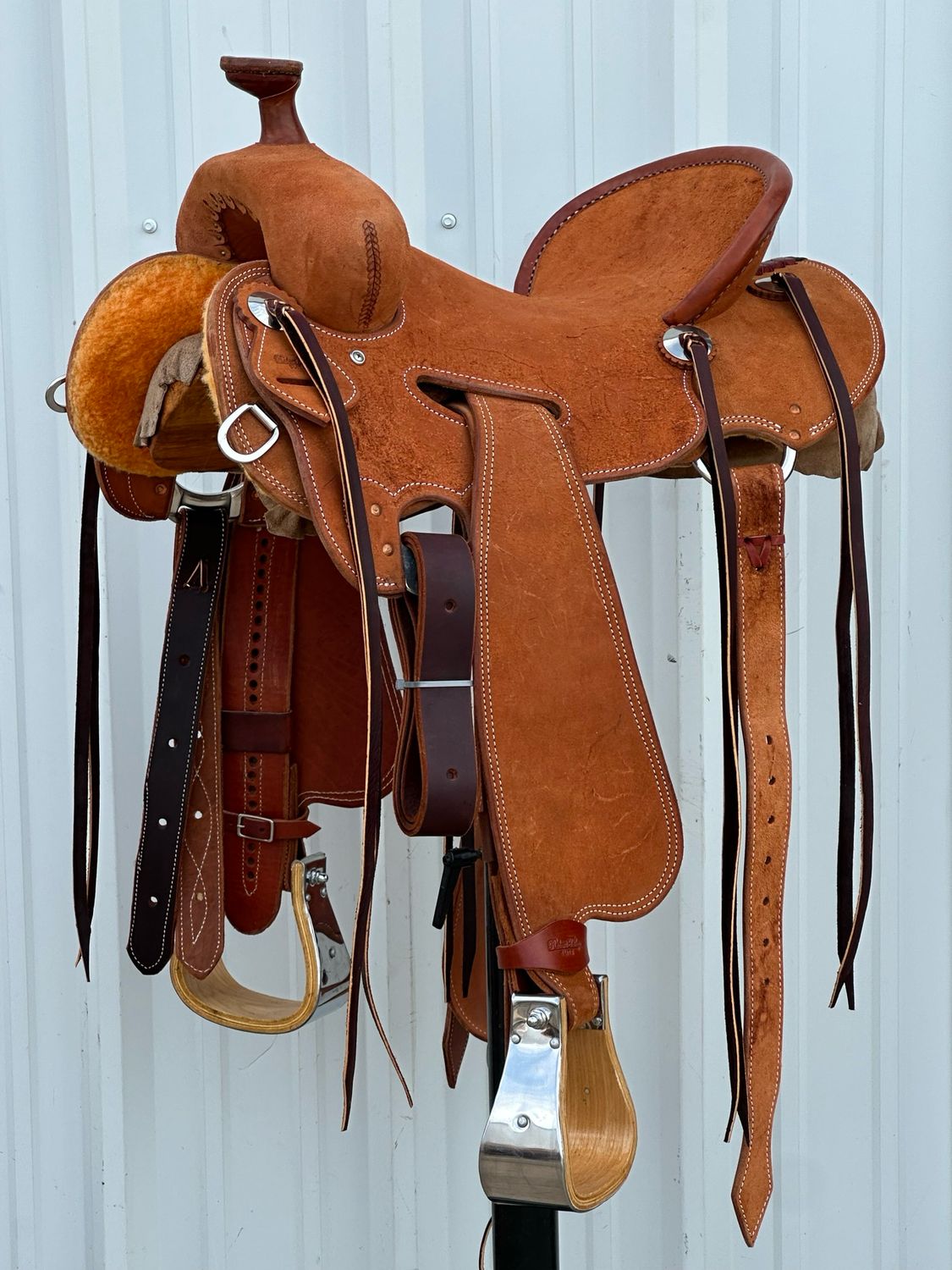 Robert Teskey Elite Strip Down Seat Rig Ranch Roping Saddle with a 15 1/2- inch Rough Out Seat