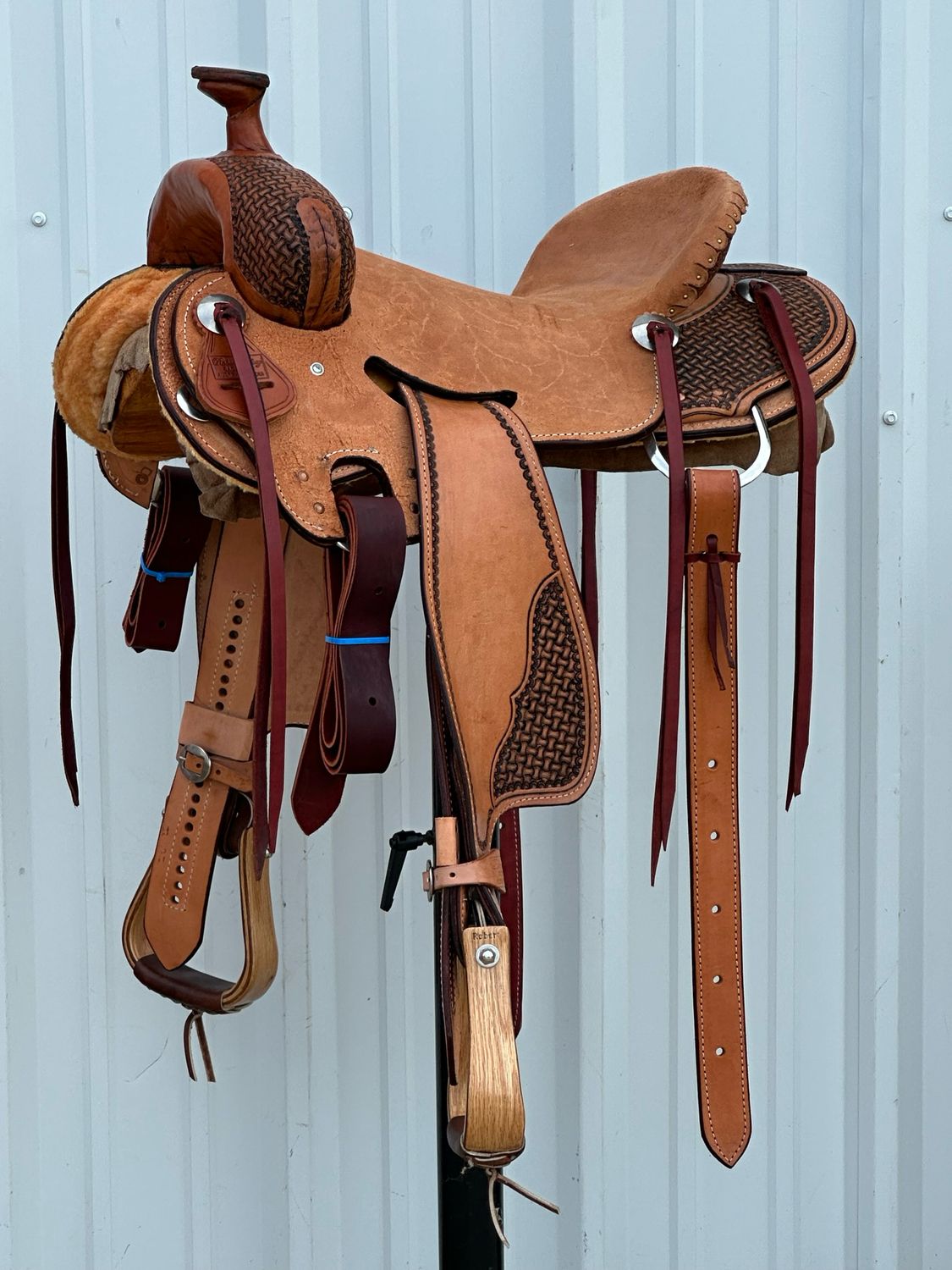 Robert Teskey Strip Down Seat Rig Ranch Roping Saddle with a 15 1/2- inch Rough Out Seat Tooled Hourglass Weave Antiqued Medium Finish