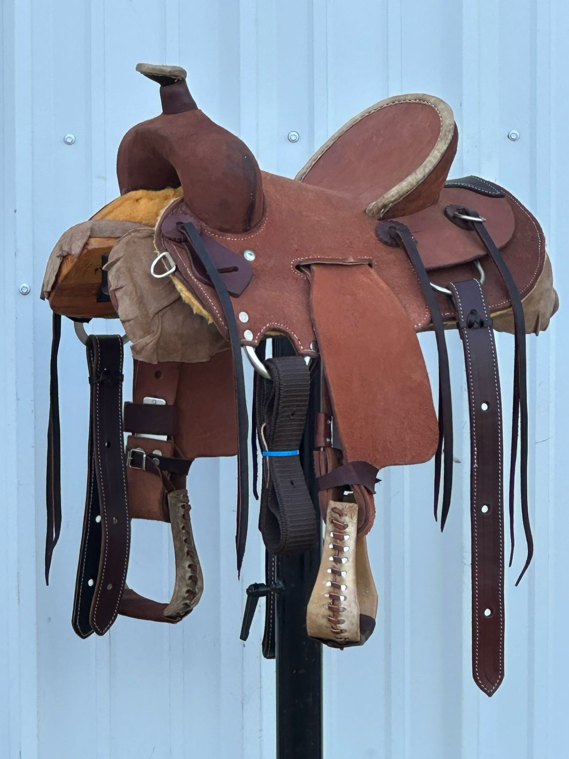 Heart O Texas Kid’s Buckaroo Saddle with a 12- inch Rough Out Seat Dark Finish