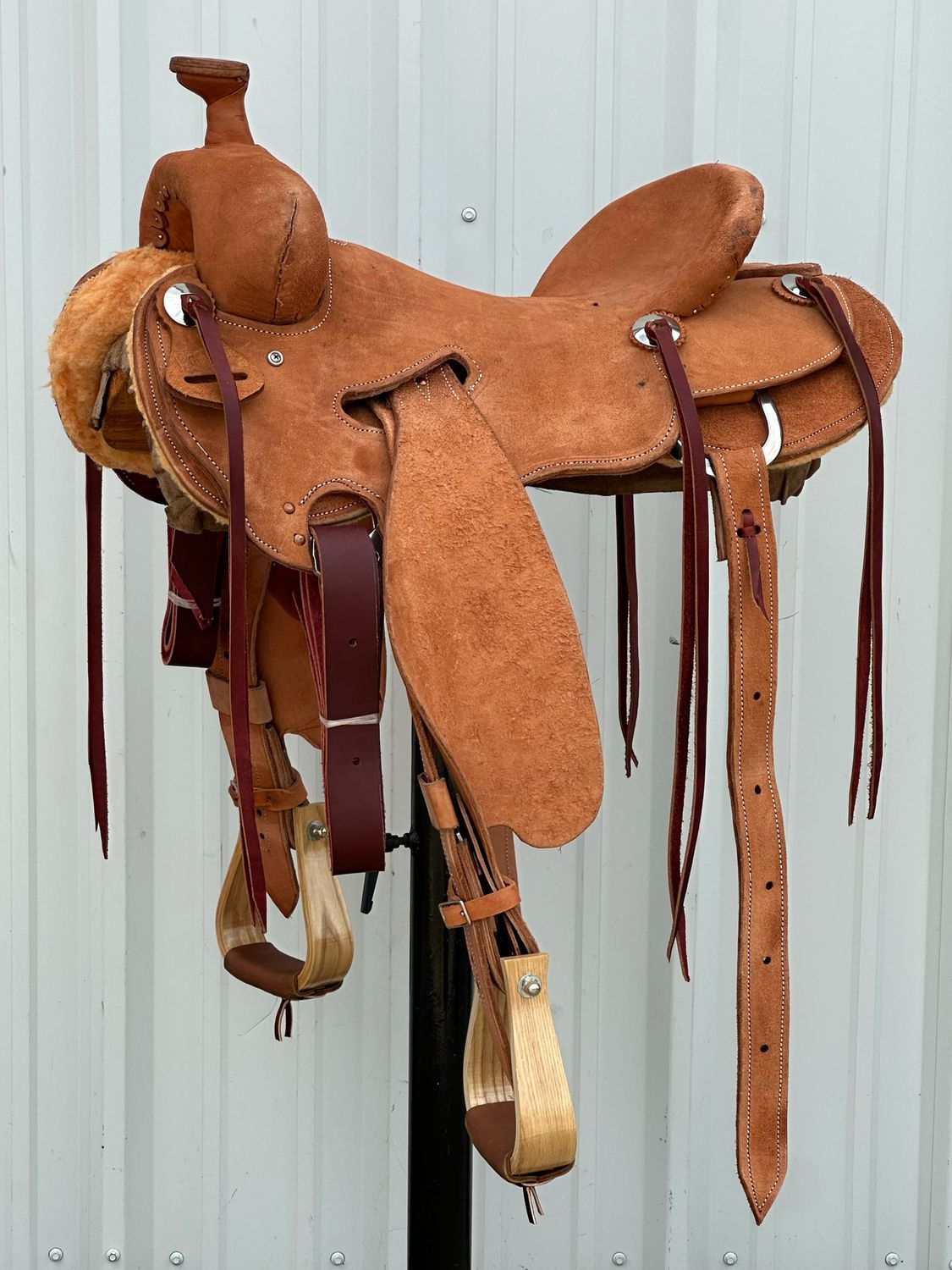 Robert Teskey Strip Down Seat Rig Ranch Roping Saddle with a 16- inch Rough Seat Light Medium Finish WJ- Tree