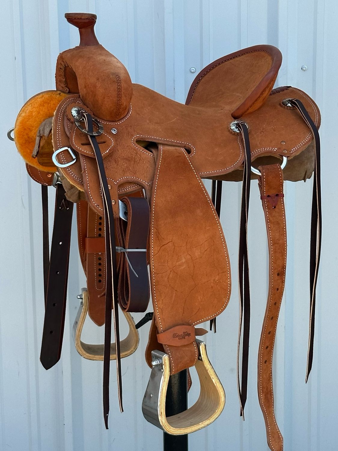 Robert Teskey Elite Strip Down Seat Rig Ranch Roping Saddle with a 14 3/4- inch Rough Out Seat Double Stitch Medium Finish WJ - Tree