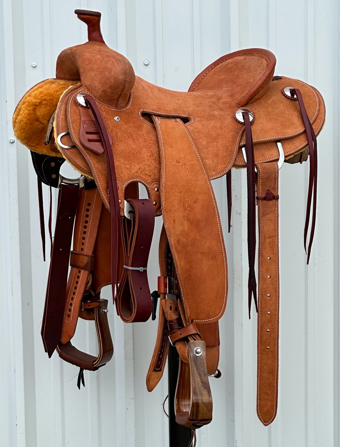 Robert Teskey Strip Down Seat Rig Ranch Roping Saddle with a 15 1/2- inch Rough Out Seat