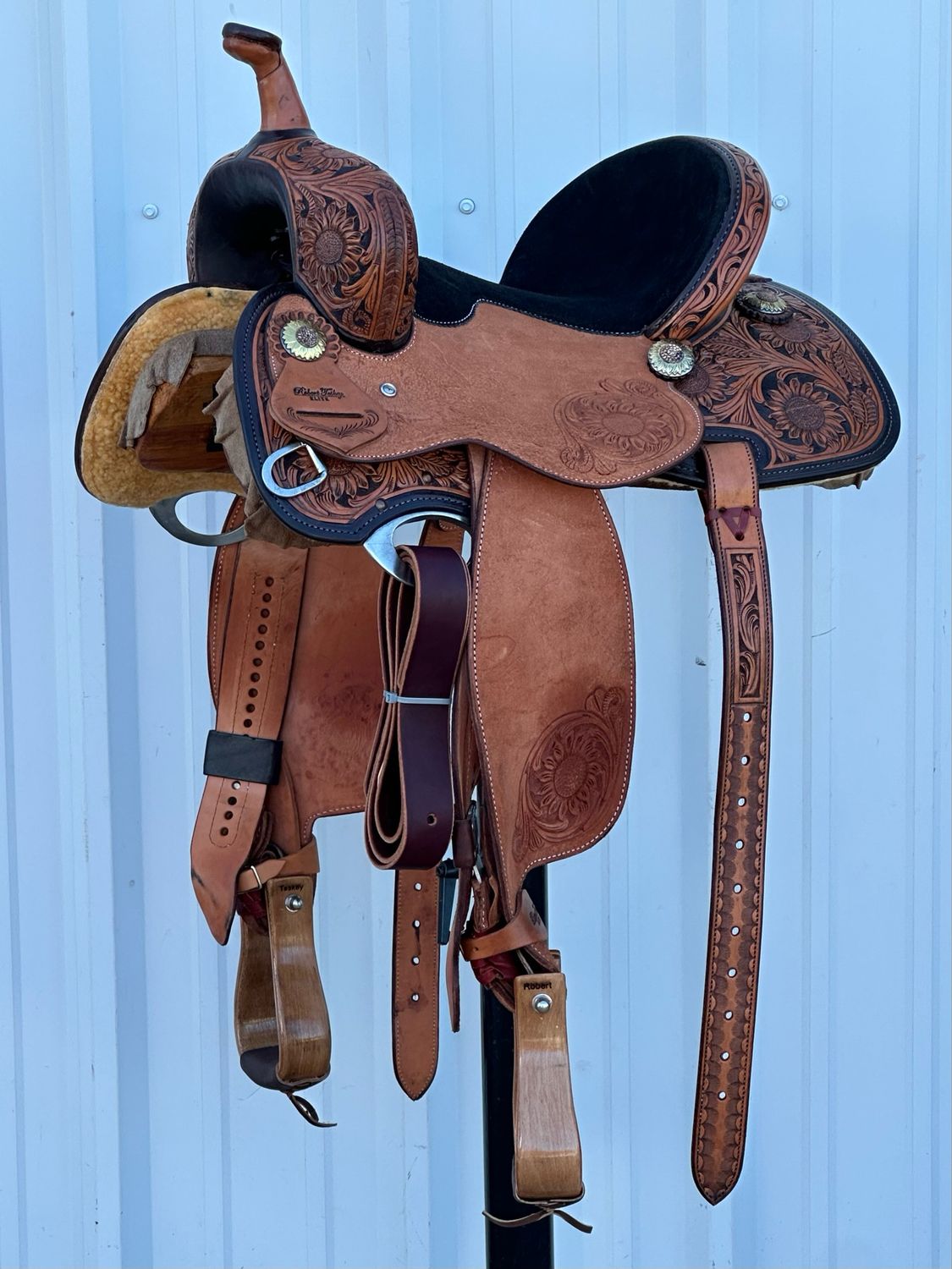 Robert Teskey Elite Barrel Racing Saddle with a 13- inch Black Suede Padded Seat Tooled Sunflower Medium Finish