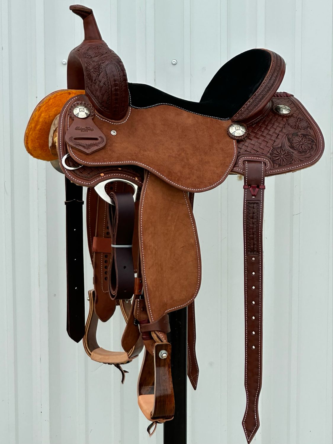 Robert Teskey Elite Barrel Racing Saddle with a 15- inch Padded Black Suede Seat Tooled Interlace with Floral Accent Medium Dark Finish