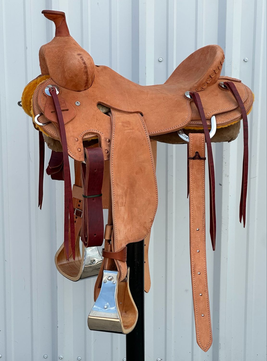 Robert Teskey Strip Down Seat Rig Ranch Roping Saddle with a 16 1/4- inch Rough Out Seat Light Finish