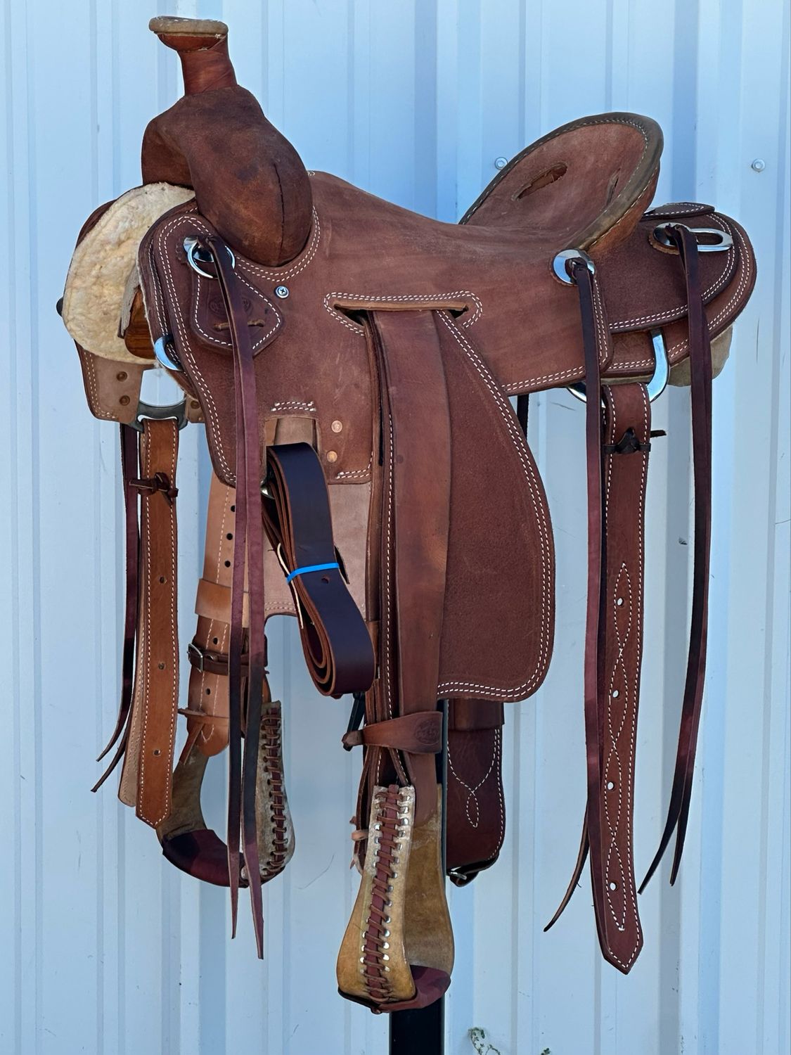 Heart O Texas Mule Saddle with a 16- inch Rough Out Seat Double Stitch Medium Dark Finish