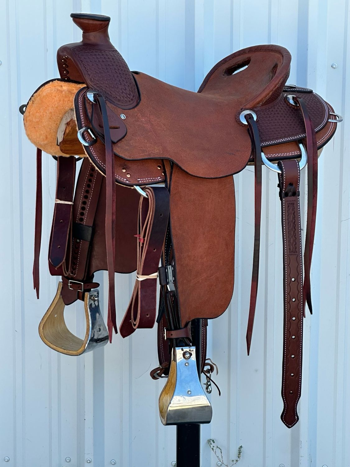Robert Teskey Saddlery Mule Saddle with a 16- inch Rough Out Seat Tooled Basket Weave Double Stitch Medium Dark Finish