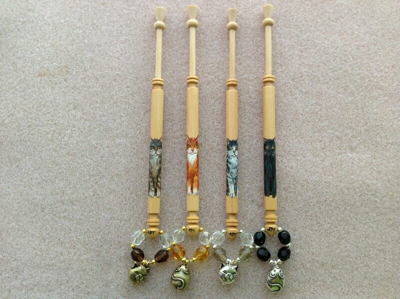 Painted Midland Boxwood Lace Bobbin - Cat Designs