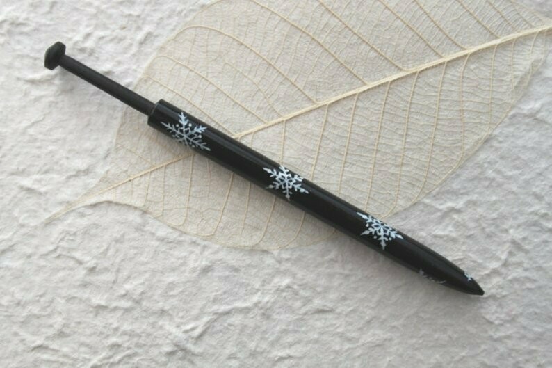 Painted Honiton Ebony Lace Bobbin - Snowflakes
