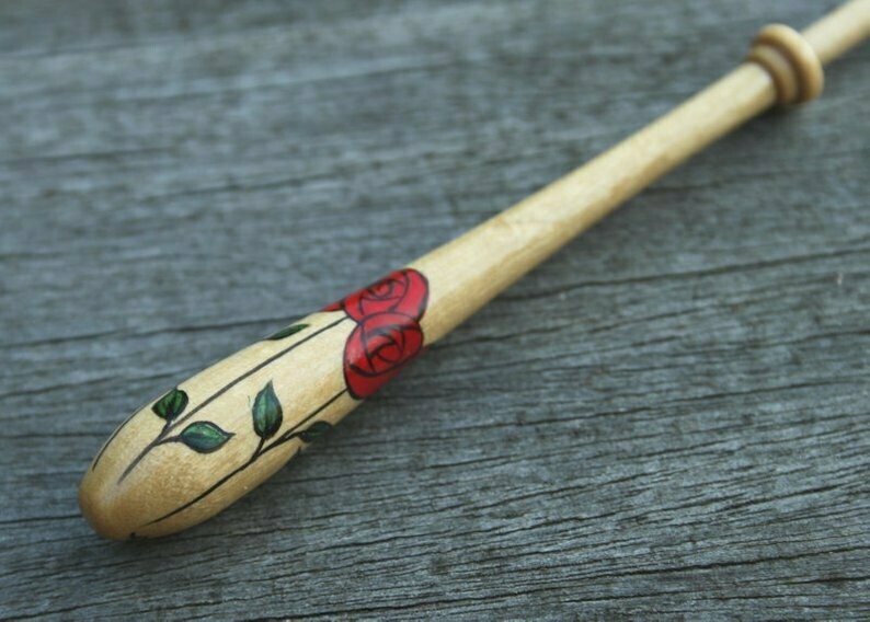 Painted Bayeux Guatambu Lace Bobbin - Stylized Red Roses design
