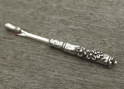 Seam Ripper with Pewter Floral Handle