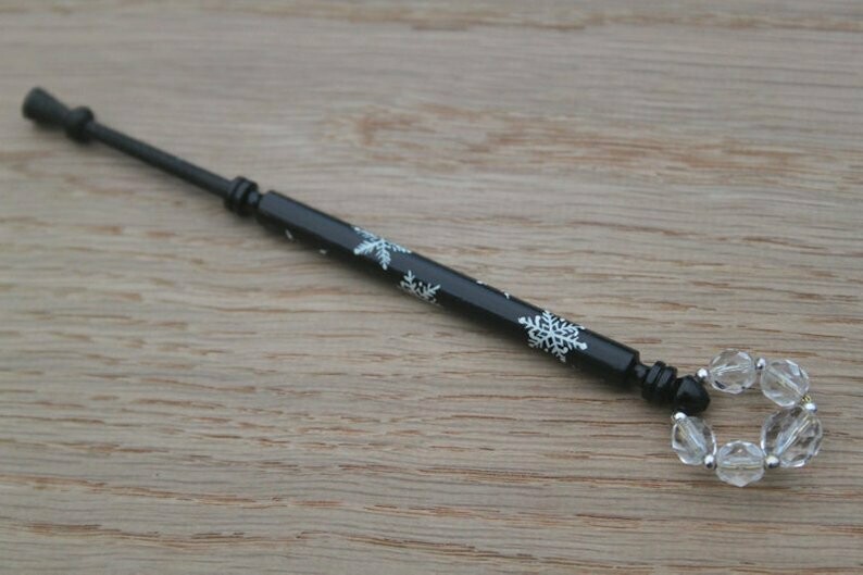 Painted Midland Ebony Lace Bobbin - Snowflakes Painted Midland Ebony Lace Bobbin - Snowflakes