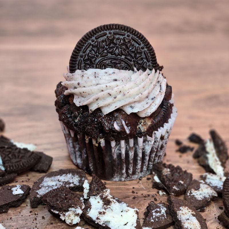 Cookies &amp; Cream Cupcake
