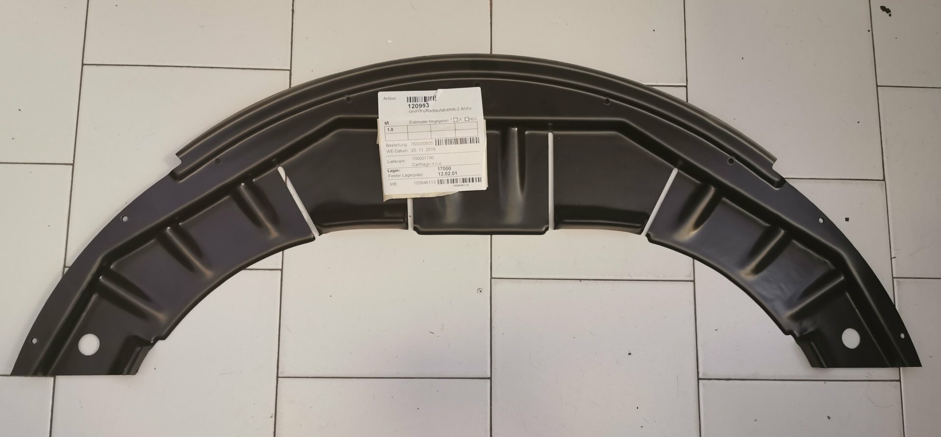 105646113 Supporto di Fissaggio Passaruota Ricambio Camper Carthago Chic