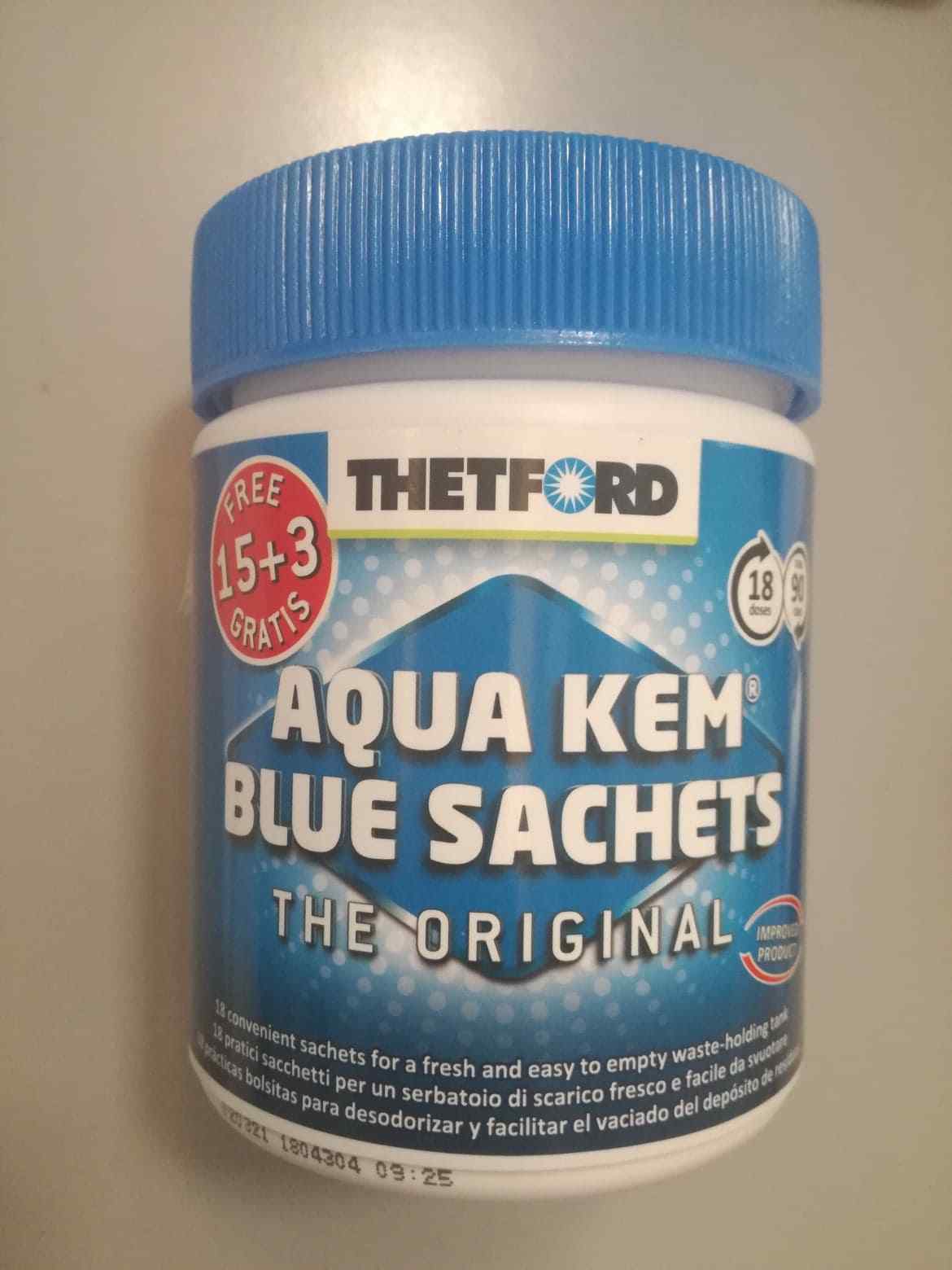 Aqua Kem Blue 15 sachets Thetford Disgregante WC portatili Cassetta Thetford