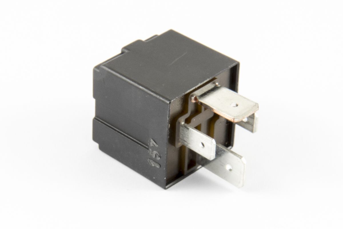 RELAYS 12V.70A. N.A.CON STAFFA