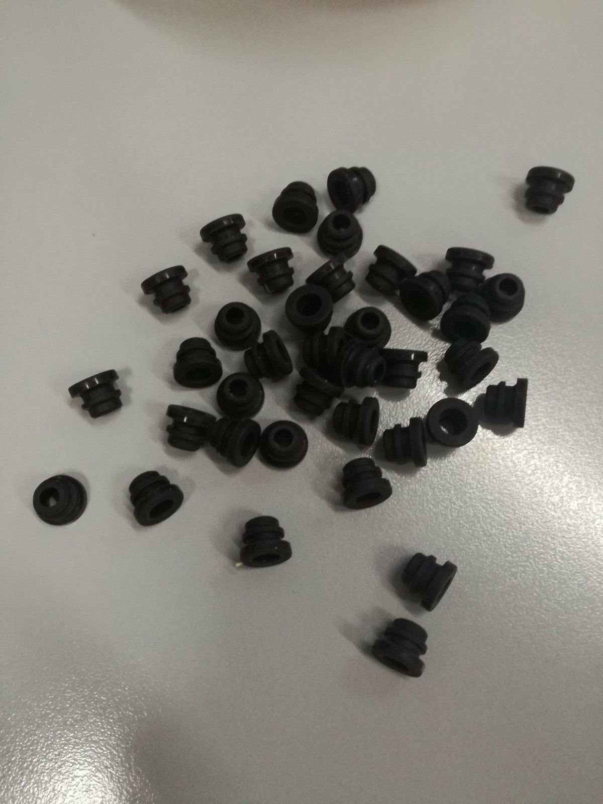 Boccola Nera in Gomma per Griglia Fornelli Piano Cottura Smev Camper Caravan