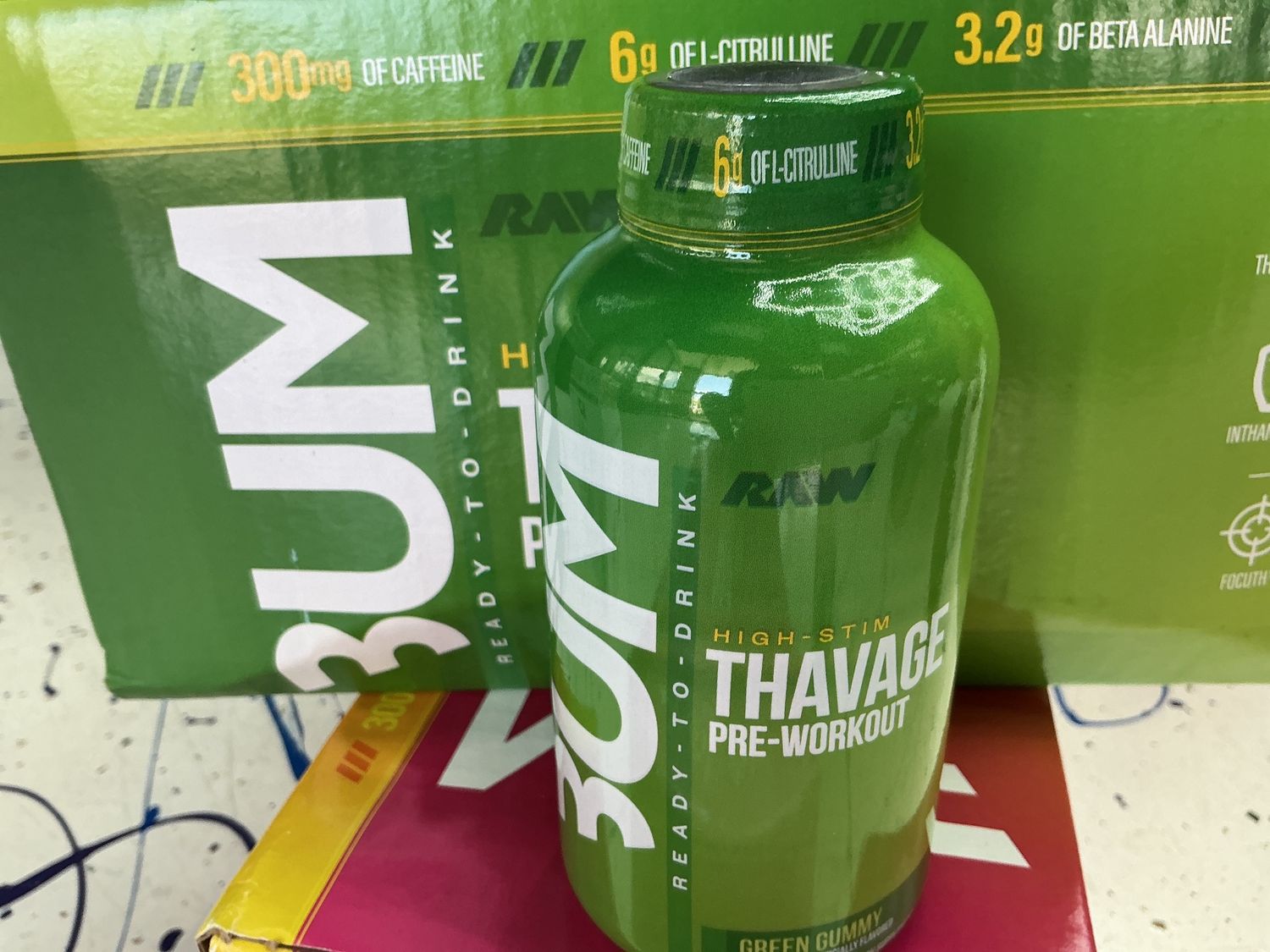 Raw Bum High Stem Thavage Pre-Workout, Green gummy