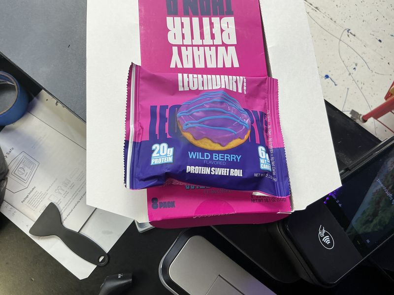 Legendary protein Wild Berry Roll