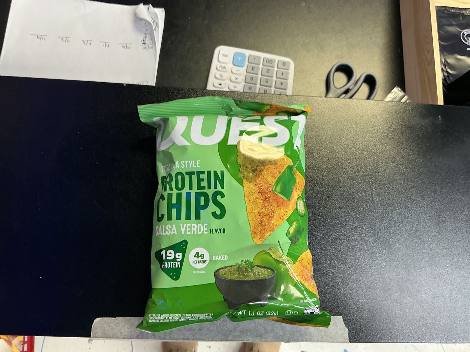 Quest protein chips, salsa Verde