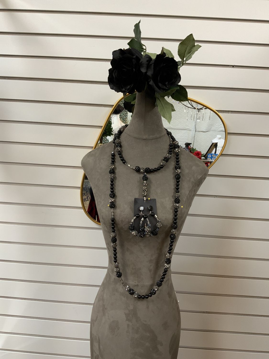 Cloak of Confidence 3 pcs Jewerly