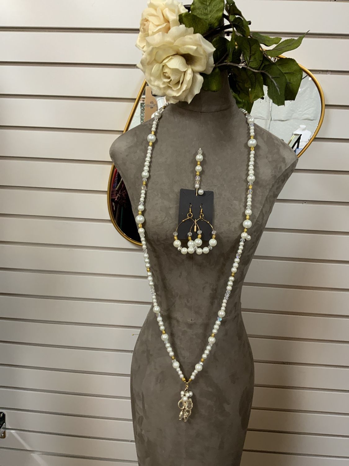 Grace Unveiled 3 pcs Jewerly Set