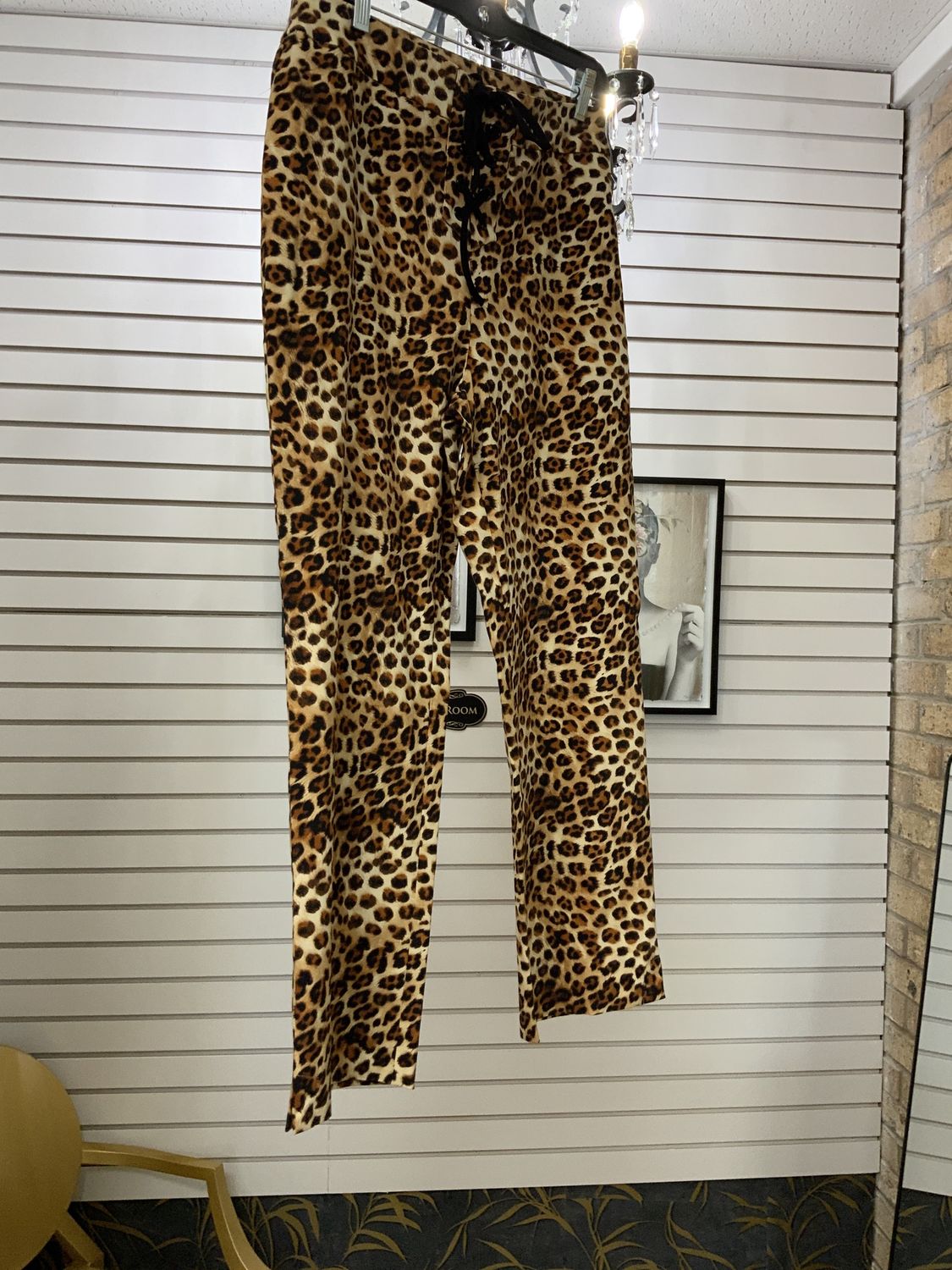 Women leopard print Pants Size 14