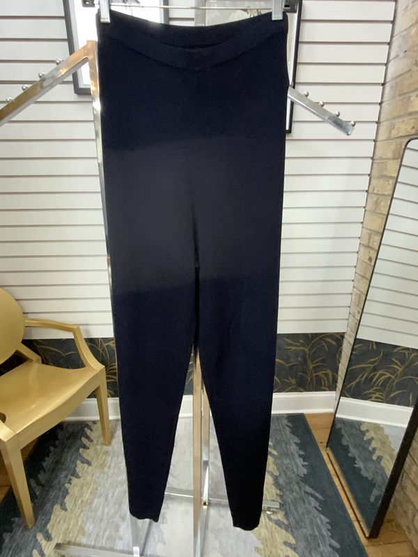 Women pants Navy reg $ 35.00