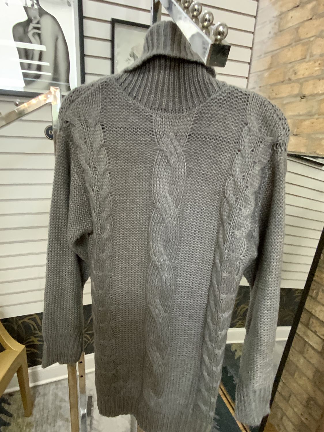 Woman Gray Long Sweater Size XS