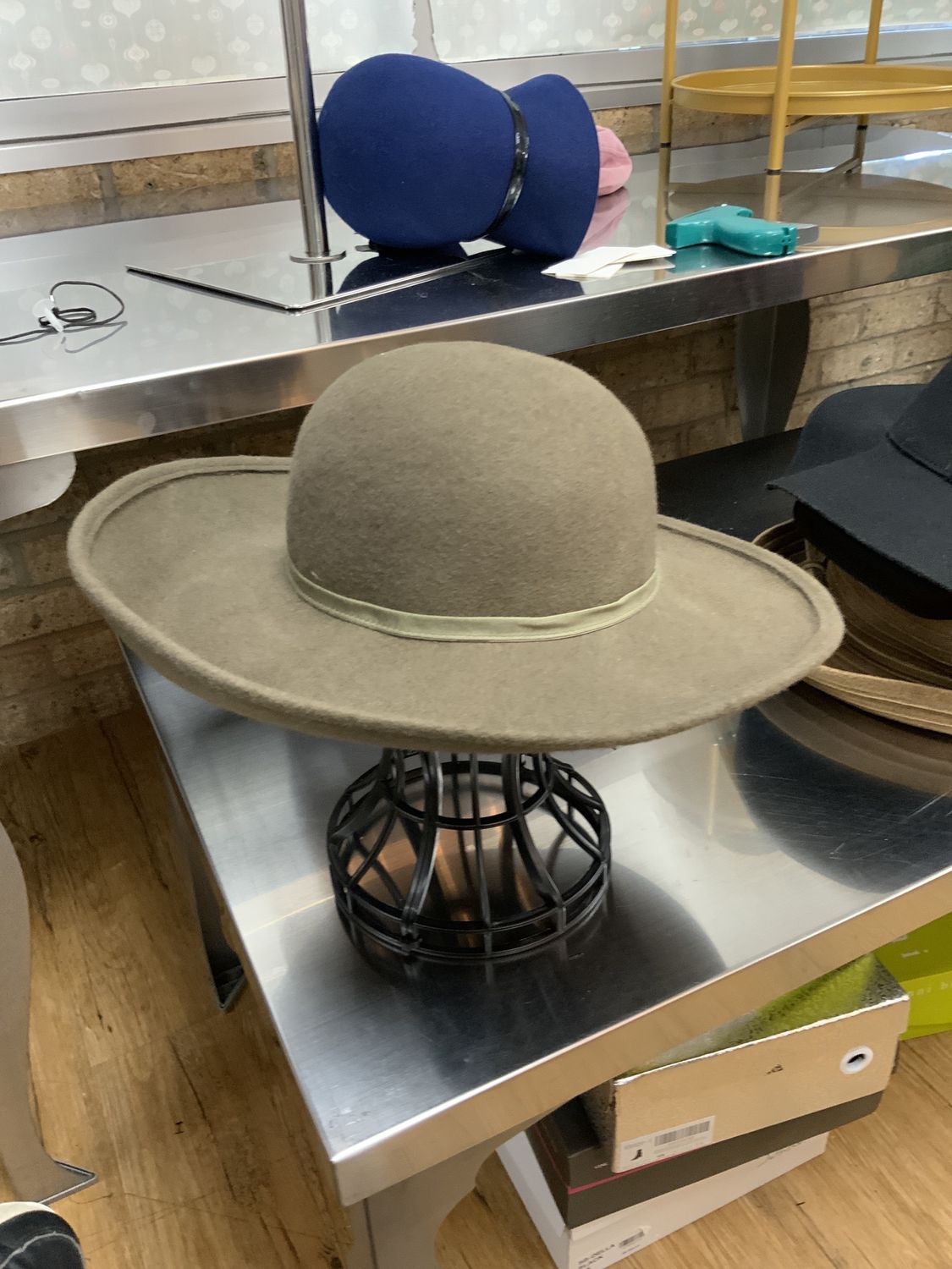 Hat Wide Brim taupe Gray with Black lace