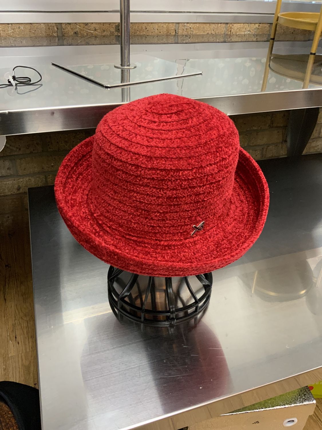 Hat bucket Red