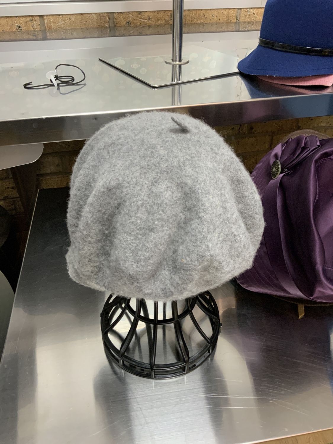 Hat Flip Toss Light Gray