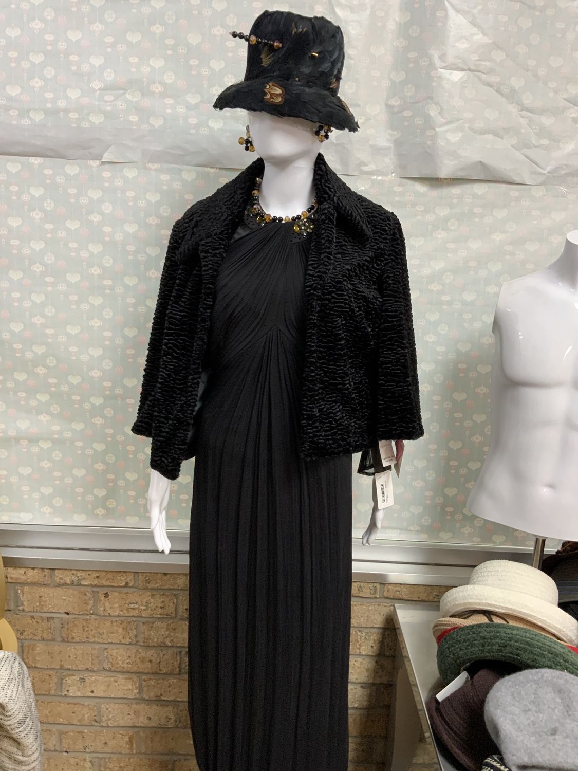 Cachet Black Velvet Formal Jacket Size Large