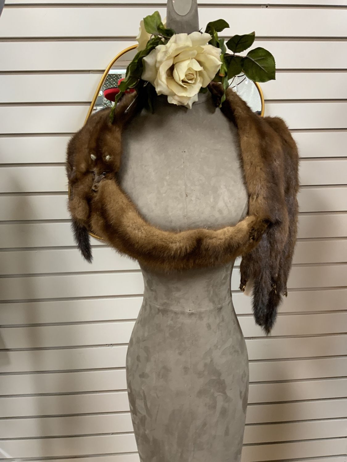 Full Petite Mink Fur 5 Pelt Stole Scarf with Heads, Tails &amp; Feet