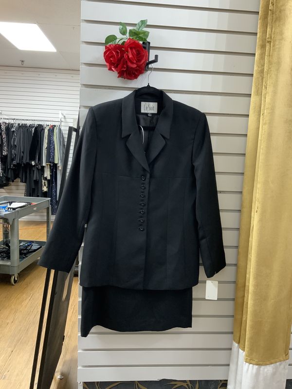 Suit 2 pcs Black Jacket and Skirt Size 10